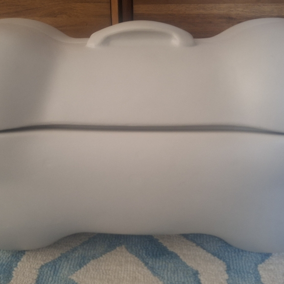 Pet Zone Bone-Shaped Large Storage Container - Picture 13 of 15